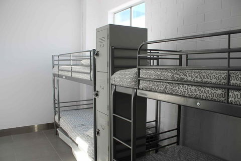 Perth City Backpackers Hostel - Note - Valid Passport Required To Check In - Accommodation Main Beach 4