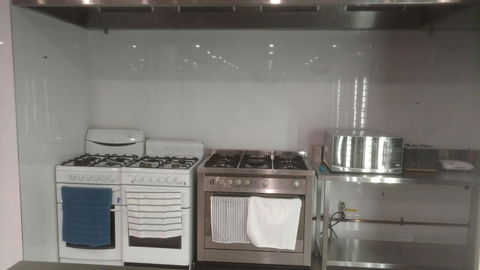 Perth City Backpackers Hostel - Note - Valid Passport Required To Check In - Accommodation Main Beach 10
