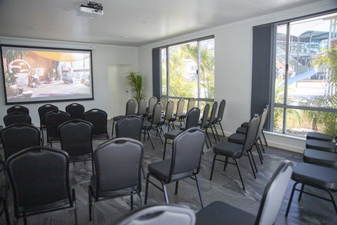 Karrinyup Waters Resort - Accommodation Main Beach 39