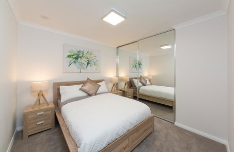 Yaran Suites - Accommodation Main Beach 19