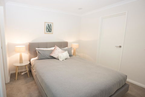 Yaran Suites - Accommodation Main Beach 8