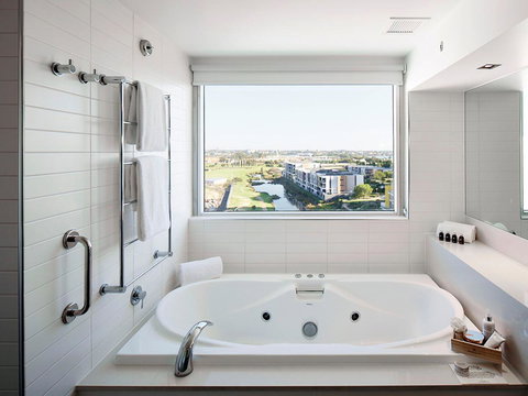 Crown Promenade Perth - Accommodation Main Beach 3