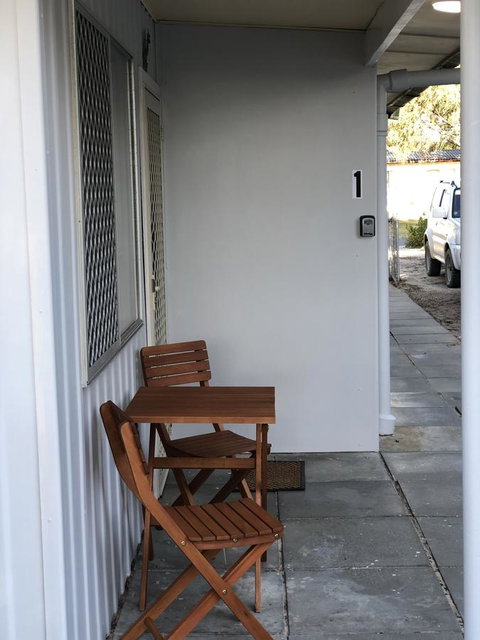 White Sands - Accommodation Main Beach 10