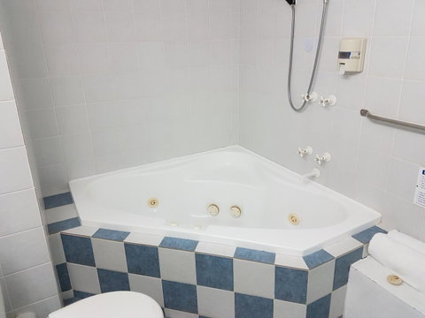 Mandurah Family Resort - Accommodation Main Beach 2