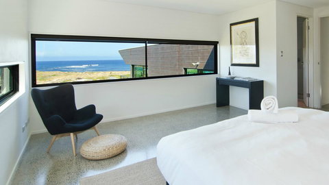 The Roozen Residence - Accommodation Main Beach 22