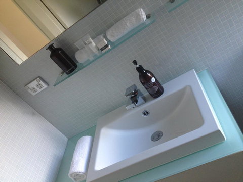 The Roozen Residence - Accommodation Main Beach 25