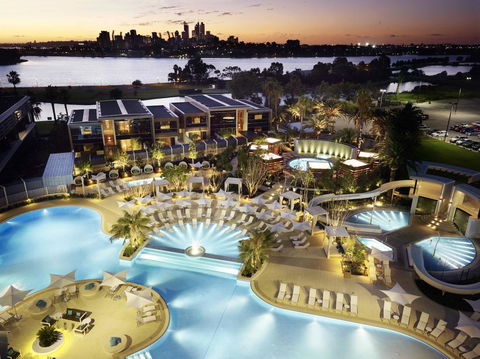 Crown Metropol Perth - Accommodation Main Beach 6