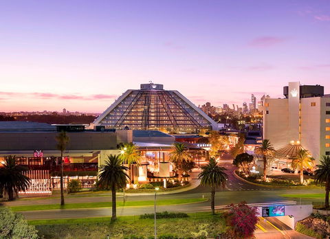 Crown Metropol Perth - Accommodation Main Beach 5