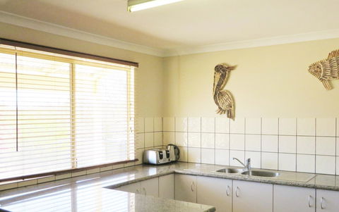 Kanga Cottage - Accommodation Main Beach 16
