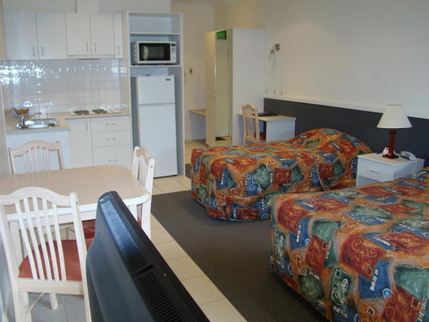 Dunsborough Central Motel - Accommodation Main Beach 20