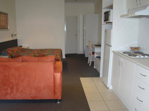 Dunsborough Central Motel - Accommodation Main Beach 22