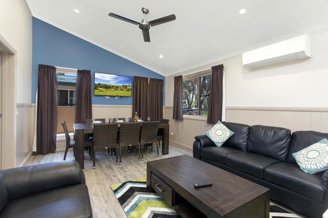 Armidale Tourist Park - Accommodation Main Beach 0