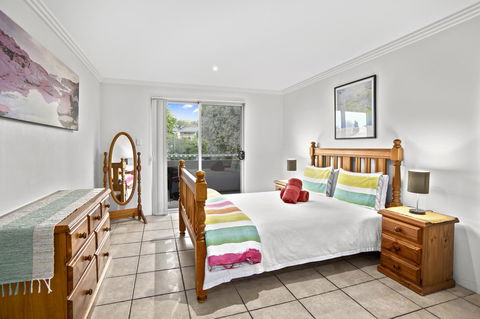 Villa On Fearn - Accommodation Main Beach 6