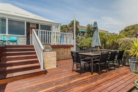 Cottesloe Beach House I - Accommodation Main Beach 8