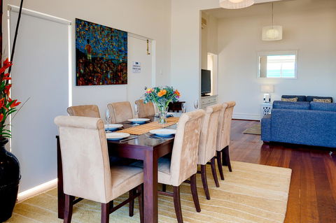 Cottesloe Beach House I - Accommodation Main Beach 7