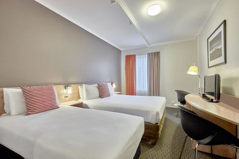 Ibis Perth - Accommodation Main Beach 7