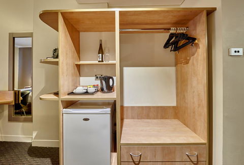 Ibis Perth - Accommodation Main Beach 2