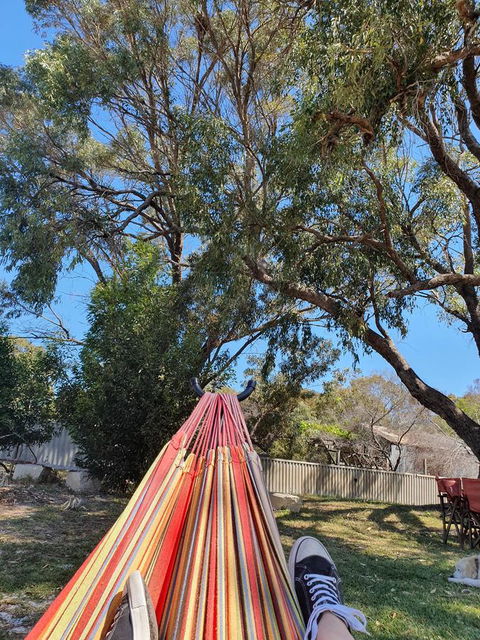 Just Chillin - Accommodation Main Beach 2