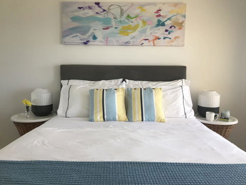 Cottesloe Beachfront Ocean View Apartment - Accommodation Main Beach 3