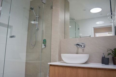 Cottesloe Beachfront Ocean View Apartment - Accommodation Main Beach 15