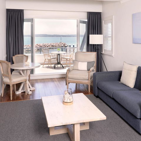 Anchorage Port Stephens - Accommodation Main Beach 25