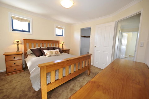Palm Beach Manor - Accommodation Main Beach 7