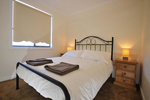 Palm Beach Manor - Accommodation Main Beach 11