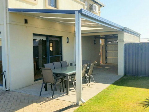 Palm Beach Manor - Accommodation Main Beach 12