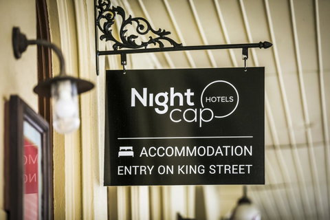 Nightcap At Belgian Beer Cafe - Accommodation Main Beach 33