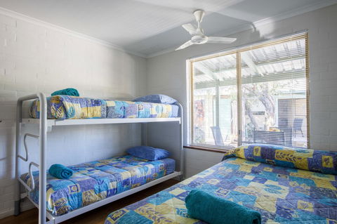 Shark Bay Seafront Apartments - Accommodation Main Beach 28