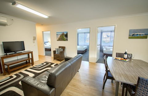 Albany Motel & Apartments - Accommodation Main Beach 4