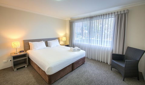 Albany Motel & Apartments - Accommodation Main Beach 1