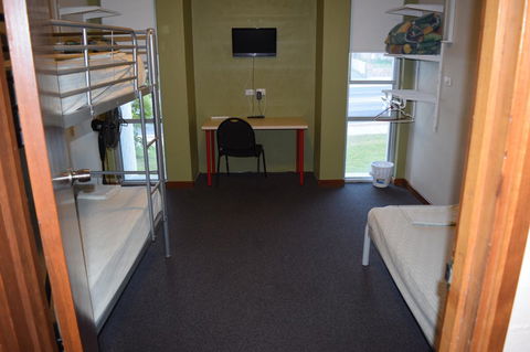 Beatty Lodge - Accommodation Main Beach 8