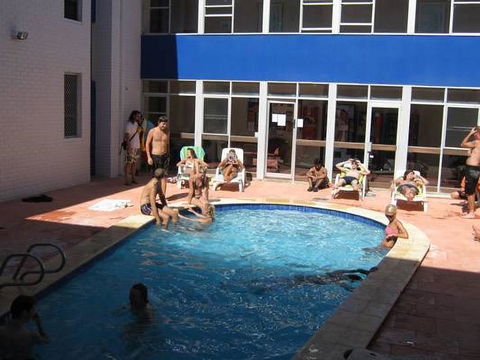 Beatty Lodge - Accommodation Main Beach 0