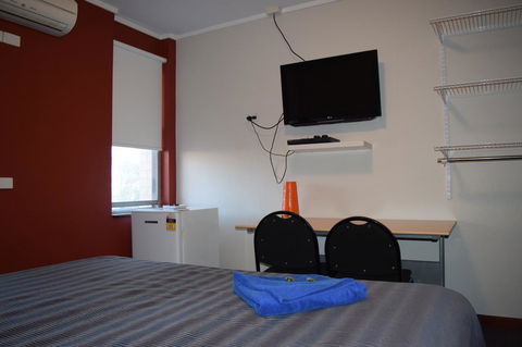 Beatty Lodge - Accommodation Main Beach 17