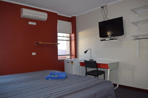 Beatty Lodge - Accommodation Main Beach 18