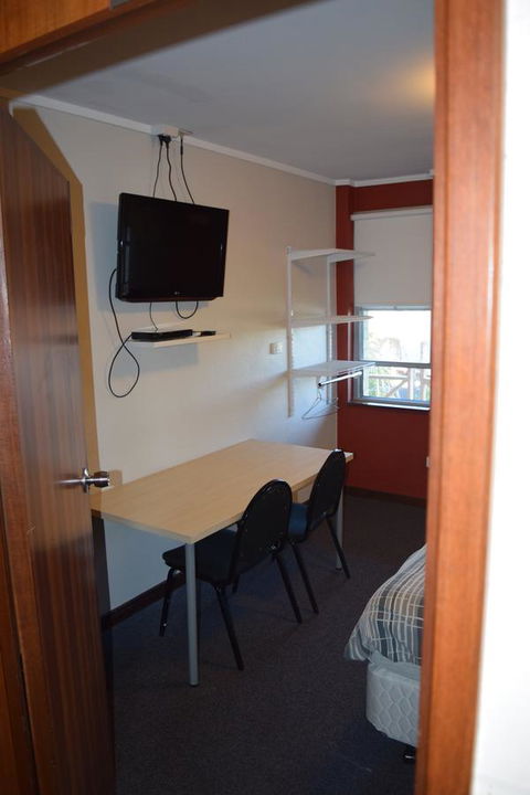 Beatty Lodge - Accommodation Main Beach 31