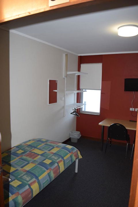 Beatty Lodge - Accommodation Main Beach 9