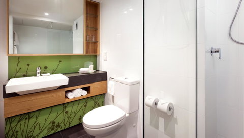 Holiday Inn Perth City Centre, An IHG Hotel - Accommodation Main Beach 3