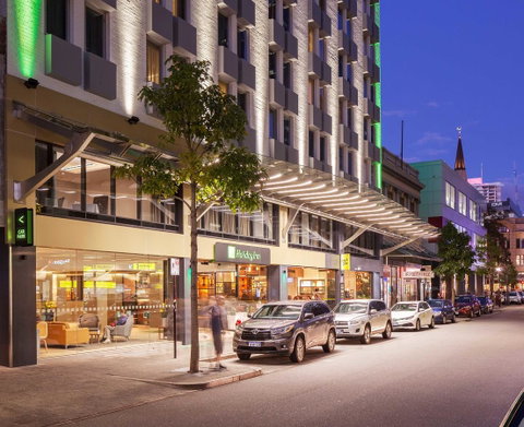 Holiday Inn Perth City Centre, An IHG Hotel - Accommodation Main Beach 10