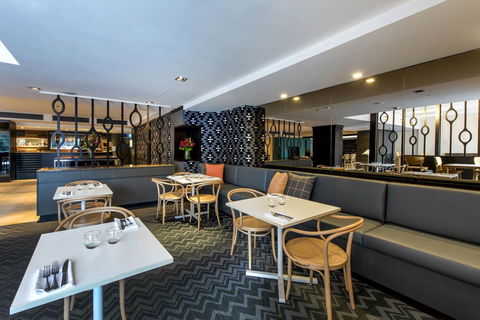 Oaks Perth Hotel - Accommodation Main Beach 41