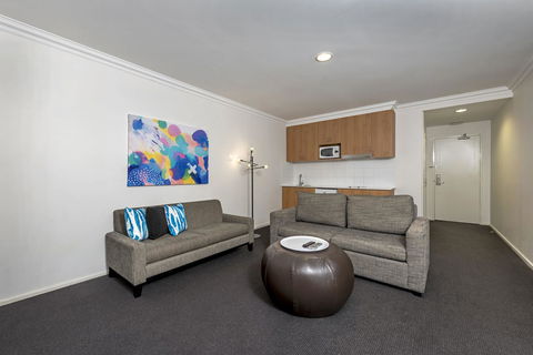 Oaks Perth Hotel - Accommodation Main Beach 17