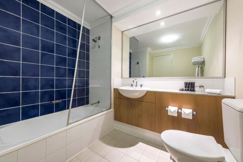 Oaks Perth Hotel - Accommodation Main Beach 1