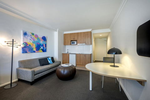 Oaks Perth Hotel - Accommodation Main Beach 8