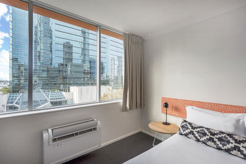 Oaks Perth Hotel - Accommodation Main Beach 6