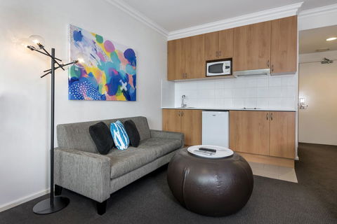 Oaks Perth Hotel - Accommodation Main Beach 5
