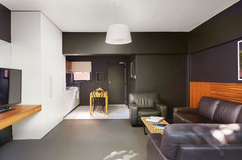 Riverview On Mount Street - Accommodation Main Beach 32