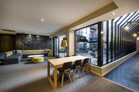 Mantra On Hay Perth - Accommodation Main Beach 9