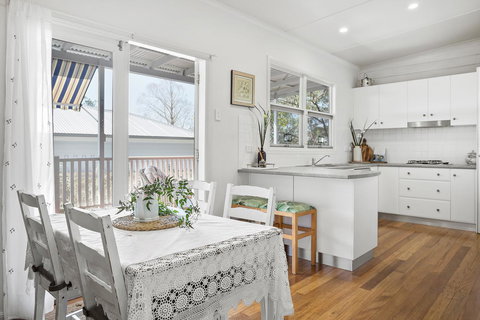 Lavender Cottage - Accommodation Main Beach 12