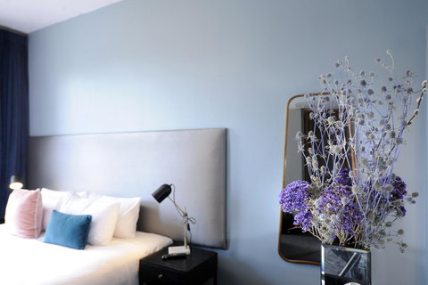 The Stirling Arms Hotel - Accommodation Main Beach 22